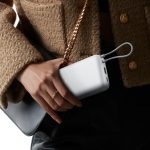 BHR9738GL_Xiaomi-Power-Bank-20000-Integrated-Cable-Light-Grey_wr_01
