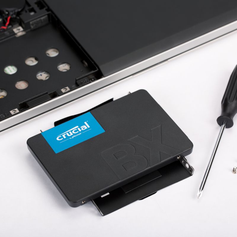 CT240BX500SSD1_wr_07a blank