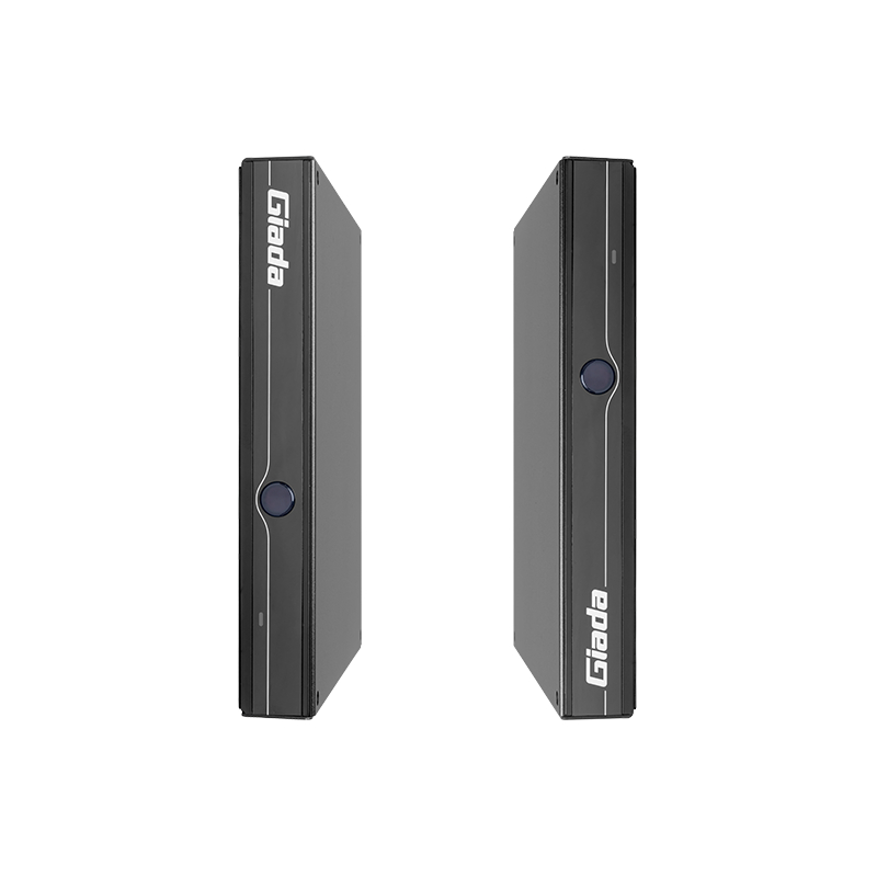 F106D-FVN510042N0G-GIA_wr_05 blank