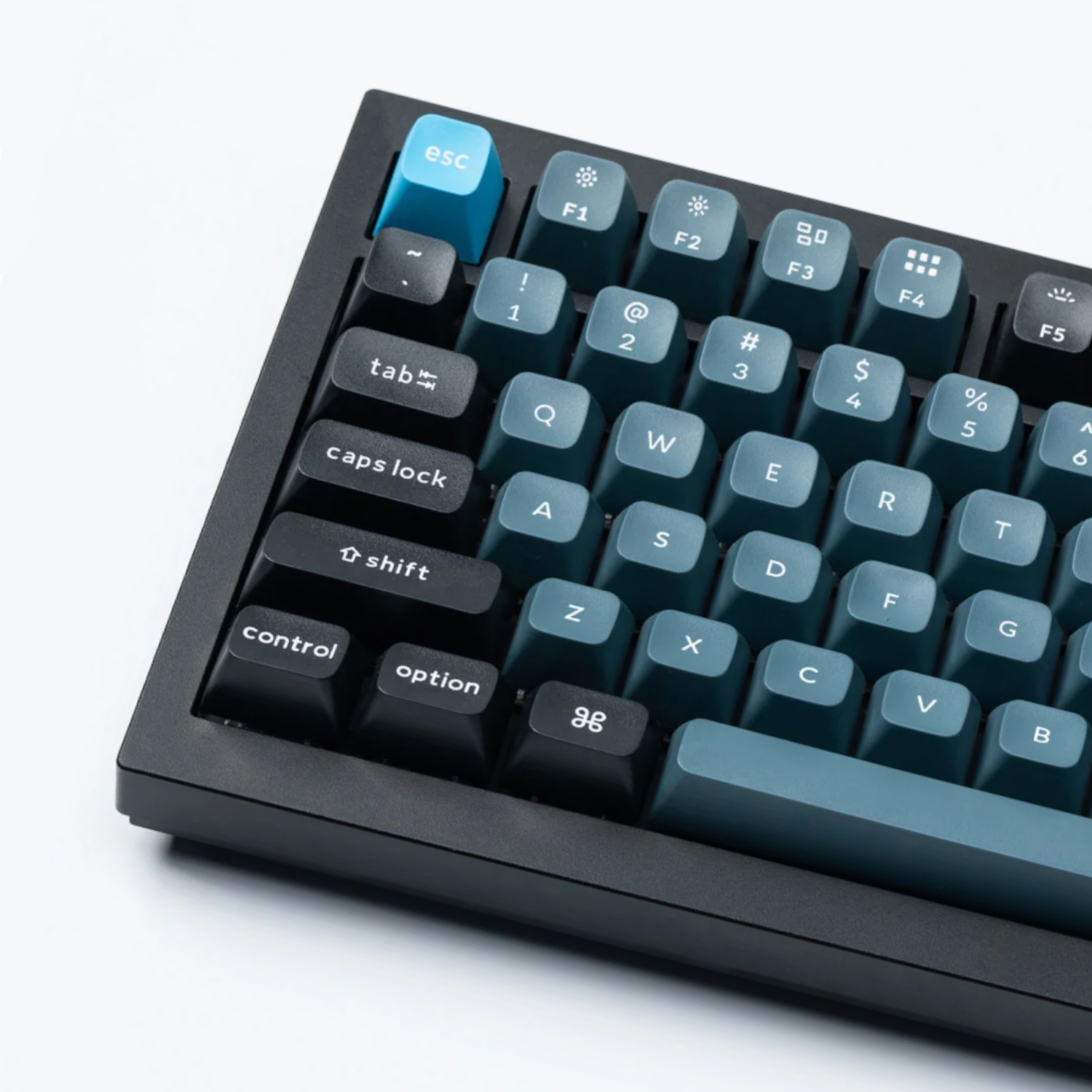 PBT-45_Keychron-Double-Shot-KSA-PBT-Keycap-Set-Dark-Grey-Blue_wr_03 blank