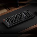 V5U-D1_Keychron-V5-Ultra-96-8K-Red-Switch-Hot-Swap-Keychron-Silk-POM-RGB-Wireless-Keyboard-Black_wr_01a